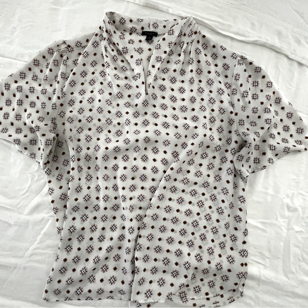 Blouse.